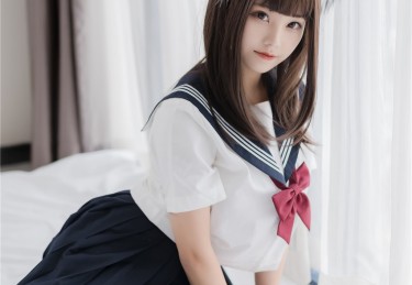 吃瓜黑料速递：深夜包间里那微妙的肩头碰触，被网友戏称为“秘密信号”